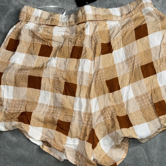 Set - Picture 4 of 4